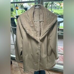 Jones New York Cream Teddy Jacket